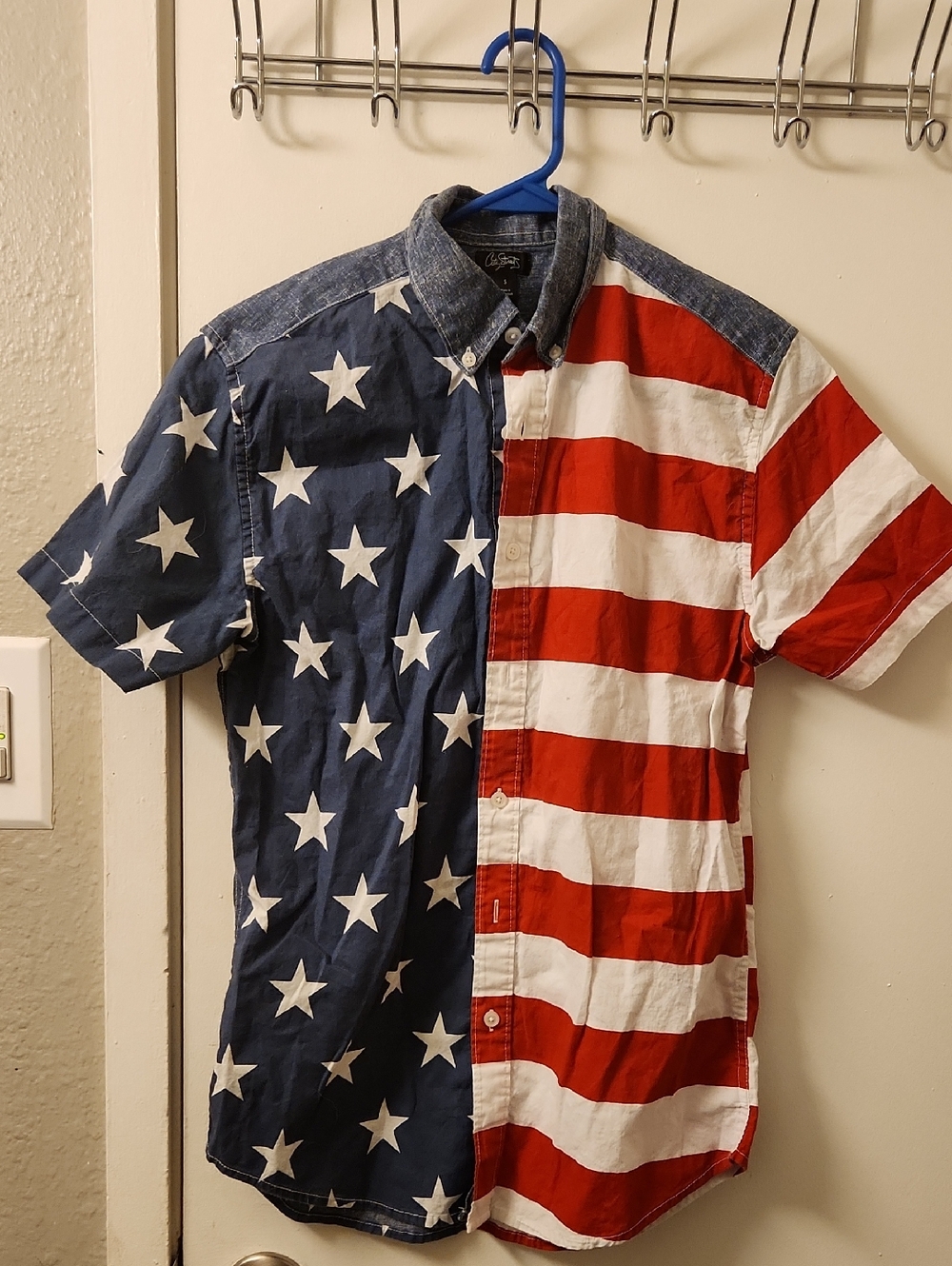 City Streets Size S American Flag Shirt 100% Cotton